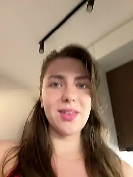 MariiD online show from March 2, 2025, 3:52 pm