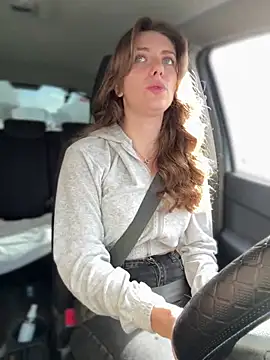 MariiD online show from April 6, 2026, 7:31 am