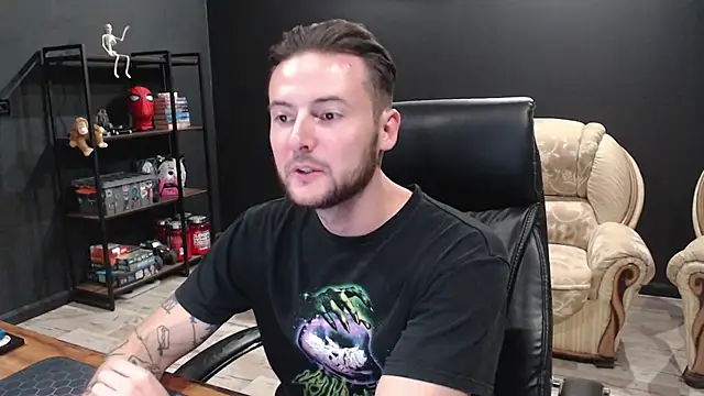 MihasikD online show from October 13, 2025, 6:42 pm