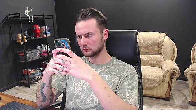 MihasikD online show from October 29, 2025, 3:44 pm