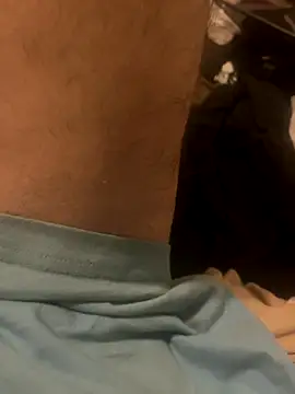 Snapshot of mikeylong chatting on October 23, 2025, 6:12 am mikeylong online show from October 23, 2025, 6:12 am