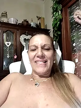 Snapshot of Melmamalhuda@xh chatting on September 15, 2025, 12:55 am Melmamalhudaxh online show from September 15, 2025, 12:55 am