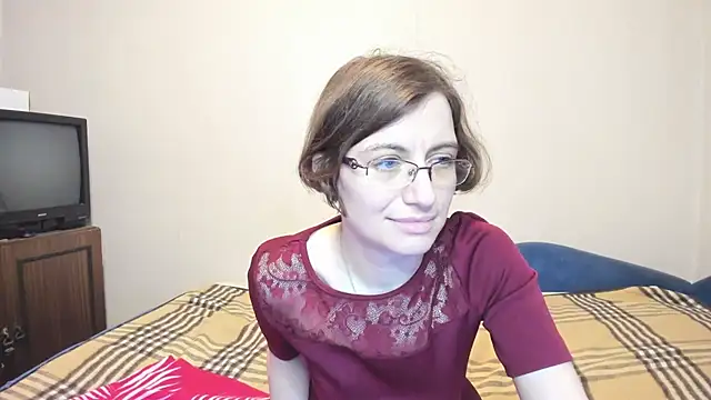 MarilynDream online show from February 22, 2025, 10:52 pm