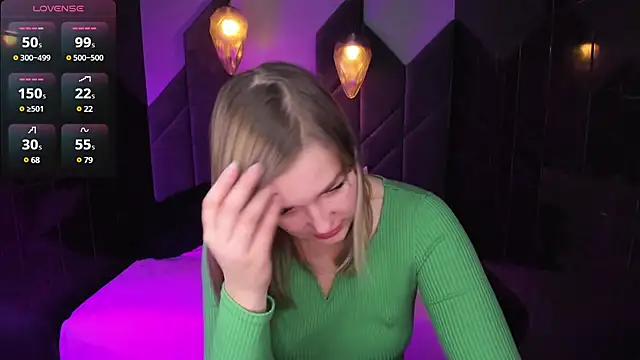 BellaDreamy online show from March 11, 2025, 5:13 am