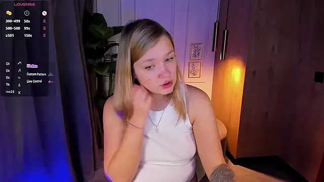 BellaDreamy online show from September 24, 2025, 5:25 am