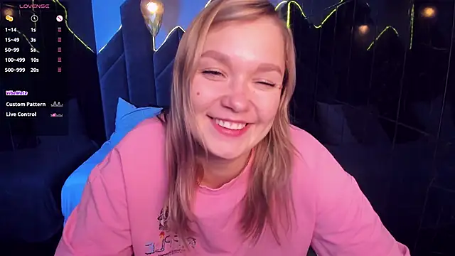 BellaDreamy online show from September 30, 2025, 5:35 am