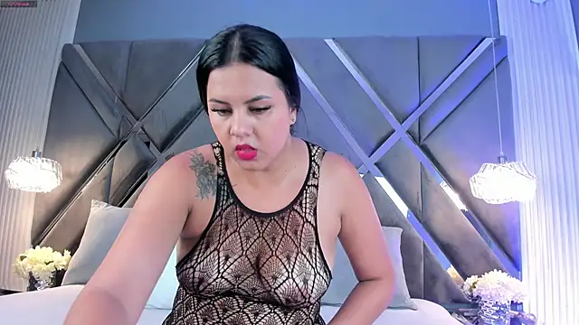 Snapshot of myax_evans chatting on October 11, 2025, 11:33 am myax evans online show from October 11, 2025, 11:33 am