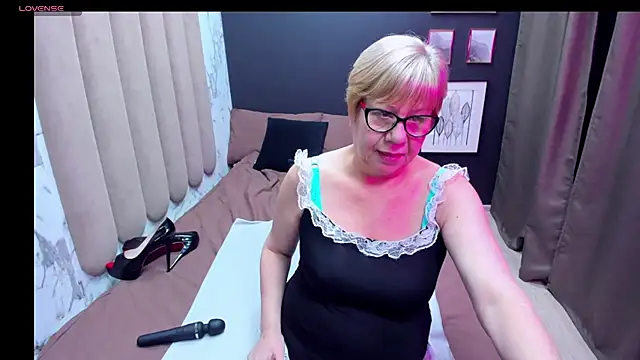 JillMild online show from February 23, 2025, 2:51 am