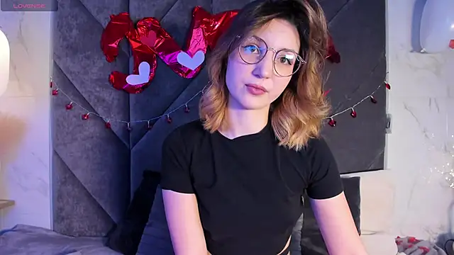 Snapshot of JaneGraceful chatting on February 17, 2025, 5:58 am JaneGraceful online show from February 17, 2025, 5:58 am