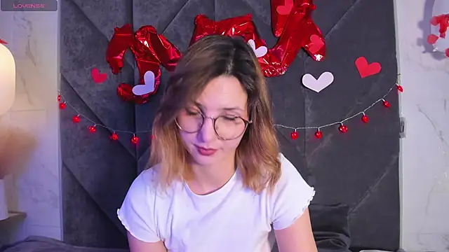 Snapshot of JaneGraceful chatting on February 14, 2025, 12:14 pm JaneGraceful online show from February 14, 2025, 12:14 pm