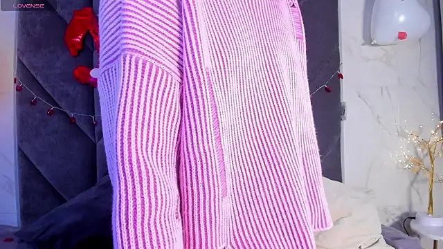 Snapshot of JaneGraceful chatting on February 20, 2025, 9:11 am JaneGraceful online show from February 20, 2025, 9:11 am