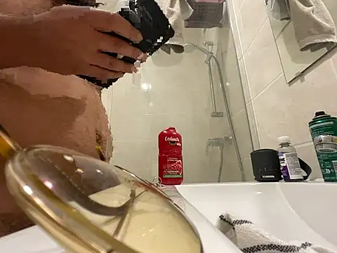 Enderson007 online show from October 8, 2025, 5:02 pm