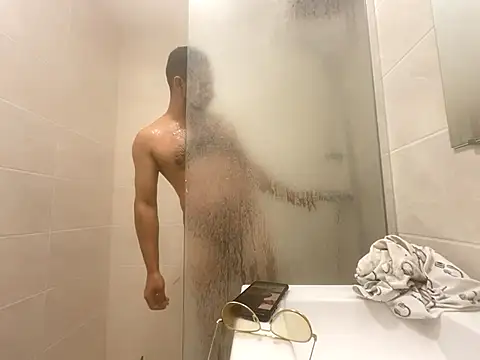 Enderson007 online show from September 28, 2025, 10:39 pm