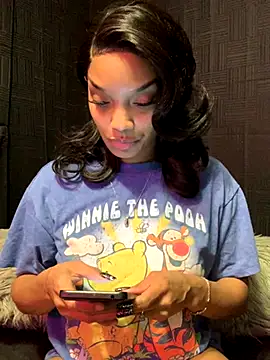 Snapshot of Rakiyahcharms chatting on November 9, 2025, 2:15 am Rakiyahcharms online show from November 9, 2025, 2:15 am