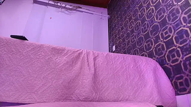 Snapshot of sarakaisy chatting on October 18, 2025, 12:07 pm sarakaisy online show from October 18, 2025, 12:07 pm