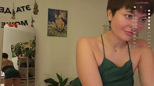 lana sky online show from November 15, 2025, 5:28 pm