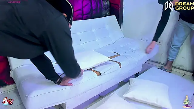 AmazingPartys online show from December 21, 2025, 3:57 pm