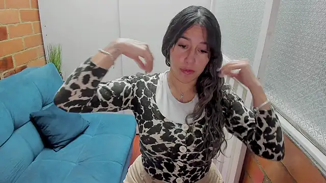 Penelope47 online show from October 18, 2025, 6:54 pm