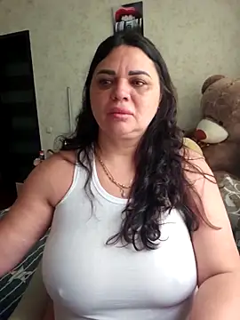 littleRikka online show from April 2, 2026, 7:04 am