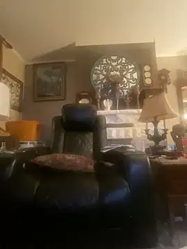 louevilboi online show from June 13, 2026, 10:46 am