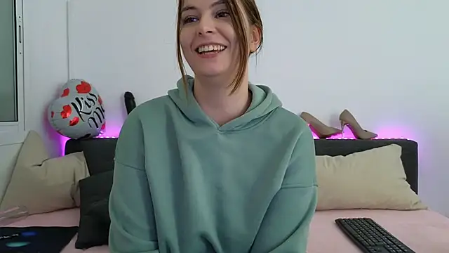 Germangirl1996 online show from February 28, 2025, 8:28 pm