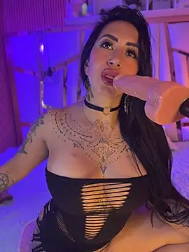 Tattooed spittingdoll online show from May 26, 2026, 11:47 pm
