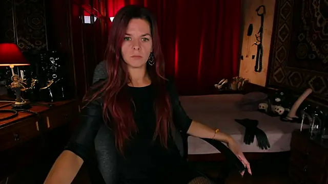 MargoTigress online show from October 24, 2025, 9:30 am