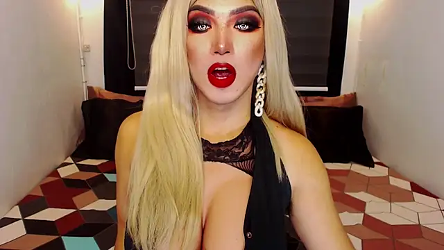 Snapshot of HugeCockDominantXxX chatting on November 30, 2025, 8:31 pm HugeCockDominantXxX online show from November 30, 2025, 8:31 pm