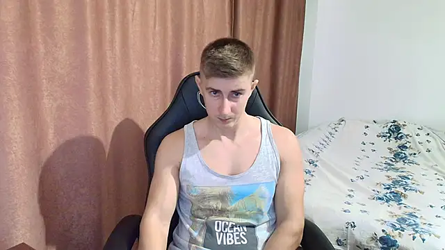 Todhorny9873 online show from January 23, 2025, 9:50 am