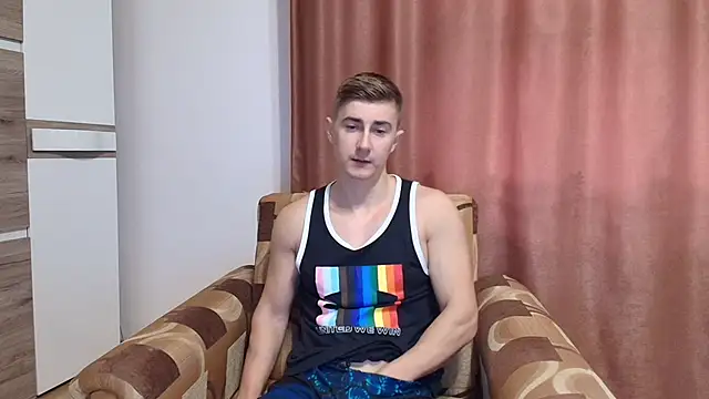 Todhorny9873 online show from January 15, 2025, 7:37 am