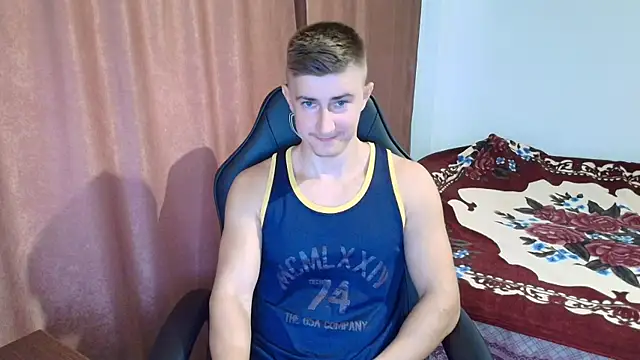 Todhorny9873 online show from March 12, 2025, 5:57 am