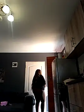 Snapshot of SWEETDOLLY29XX chatting on February 10, 2026, 12:15 pm SWEETDOLLY29XX online show from February 10, 2026, 12:15 pm