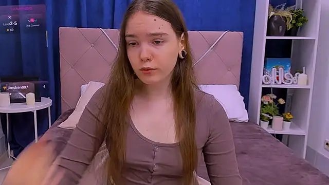 Janie JJ Curvie online show from January 16, 2026, 1:31 am