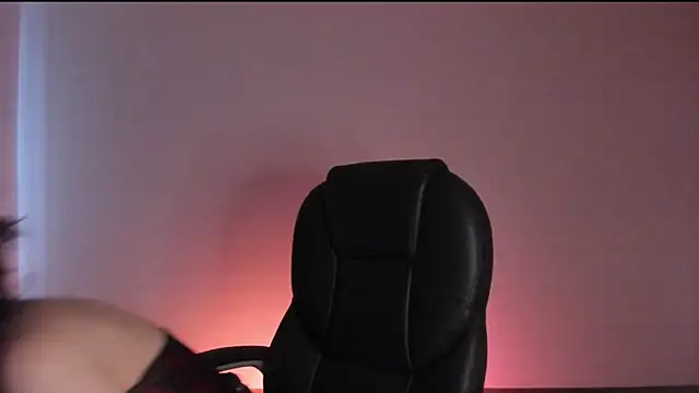 HazelKush online show from September 9, 2025, 10:19 pm