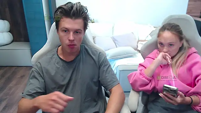 Sunny-Girl1 online show from October 1, 2025, 7:57 am