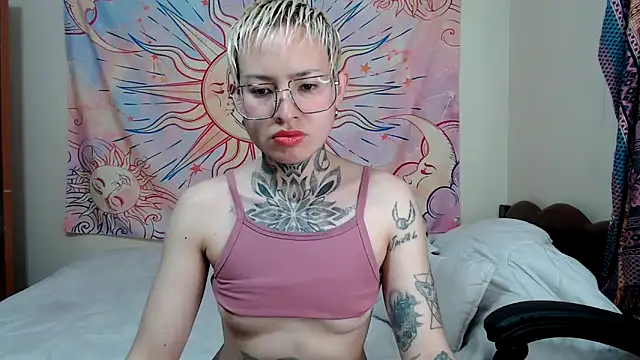 ArrangedFoot online show from April 18, 2026, 11:05 pm