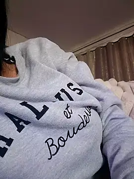 misscectito13 online show from October 25, 2025, 10:03 am