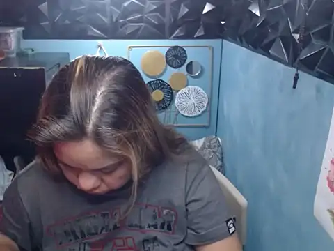 ambersmile online show from February 14, 2026, 8:53 pm