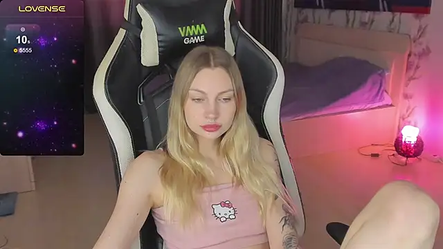 BiMolly online show from March 19, 2025, 8:45 am