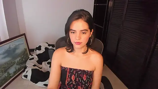 mia collins x online show from September 24, 2025, 8:26 pm