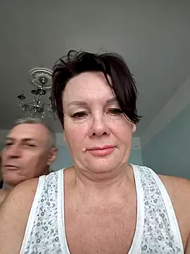 Snapshot of _lady_red_ chatting on December 1, 2025, 10:16 am lady red online show from December 1, 2025, 10:16 am