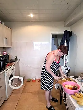 Snapshot of _lady_red_ chatting on October 25, 2025, 12:04 pm lady red online show from October 25, 2025, 12:04 pm