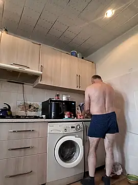 Snapshot of _lady_red_ chatting on March 15, 2025, 1:18 pm lady red online show from March 15, 2025, 1:18 pm