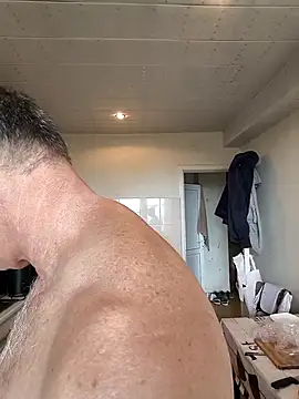 Snapshot of _lady_red_ chatting on September 15, 2025, 6:25 am lady red online show from September 15, 2025, 6:25 am