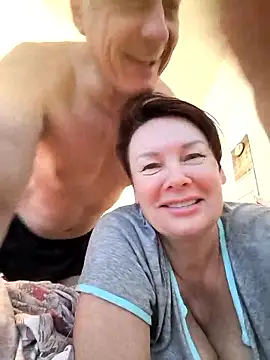 Snapshot of _lady_red_ chatting on October 31, 2025, 6:32 am lady red online show from October 31, 2025, 6:32 am