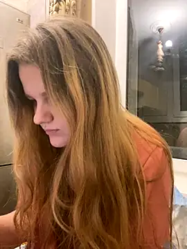 Snapshot of -MimmiLissa- chatting on November 8, 2025, 5:49 pm -MimmiLissa- online show from November 8, 2025, 5:49 pm