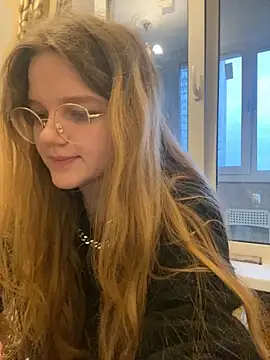 Snapshot of -MimmiLissa- chatting on October 26, 2025, 1:55 pm -MimmiLissa- online show from October 26, 2025, 1:55 pm