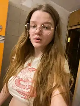 Snapshot of -MimmiLissa- chatting on January 12, 2025, 4:29 pm -MimmiLissa- online show from January 12, 2025, 4:29 pm