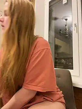 Snapshot of -MimmiLissa- chatting on March 2, 2025, 9:30 pm -MimmiLissa- online show from March 2, 2025, 9:30 pm