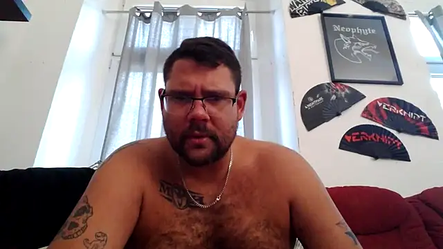 Snapshot of sexykevin17cm chatting on October 28, 2025, 8:57 am sexykevin17cm online show from October 28, 2025, 8:57 am